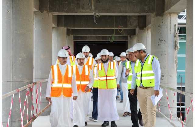 رئيس جامعة الخليج العربي ووفد الصندوق السعودي للتنمية يزوران مشروع مدينة الملك عبدالله بن عبدالعزيز الطبية