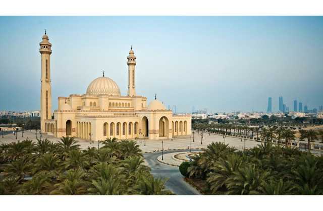 توفير مساحة مواقف إضافية لرواد جامع الفاتح لصلاة الجمعة غدًا بإمامة خطيب المسجد الحرام