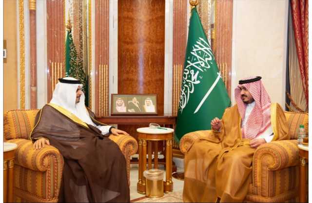 نائب أمير منطقة مكة المكرمة بالمملكة العربية السعودية يستقبل سفير مملكة البحرين في الرياض