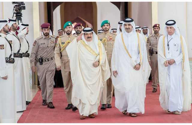 الملك يغادر الدوحة بعد مشاركته في «قمة التعاون»