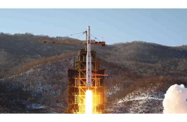 كوريا الشمالية تعتزم إطلاق المزيد من أقمار التجسس الصناعية