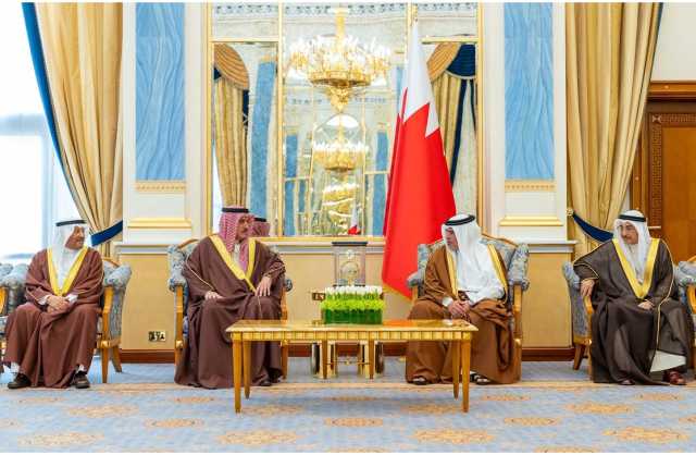 سمو ولي العهد رئيس الوزراء: ما تحقق من إنجازاتٍ نوعية على كافة مسارات التنمية هو نتاج جهودٍ مخلصة لفريق البحرين