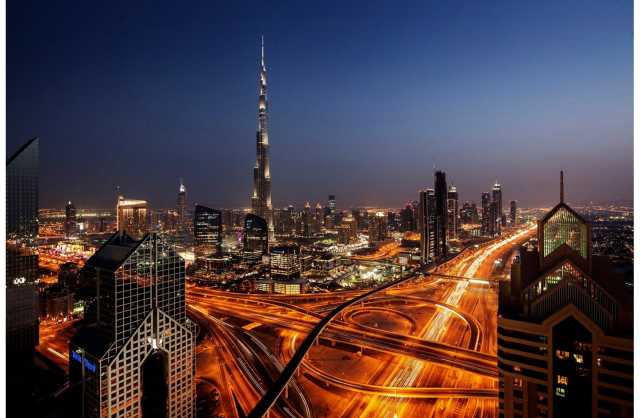 الإمارات: البدء بتطبيق «توطين الوظائف» على 12 ألف شركة خاصة