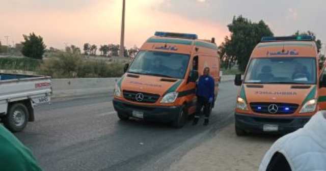 إصابة 9 أشخاص إثر حادث تصادم سيارتين بطريق إسكندرية الصحراوى