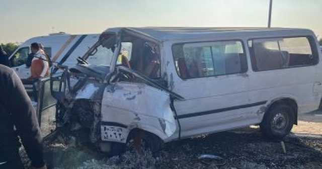 إصابة 5 أشخاص في حادث تصادم بين سيارتين بالفيوم