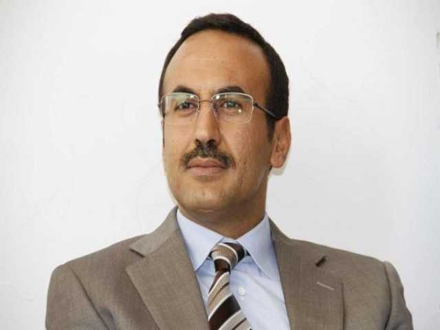 أحمد علي عبدالله صالح يُعزِّي في وفاة اللواء عبدالله علي طرموم العولقي
