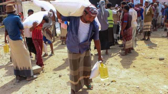 أموال المانحين.. إهدار أممي وتخادم 'حكومي- حوثي' لنهب مساعدات ملايين اليمنيين