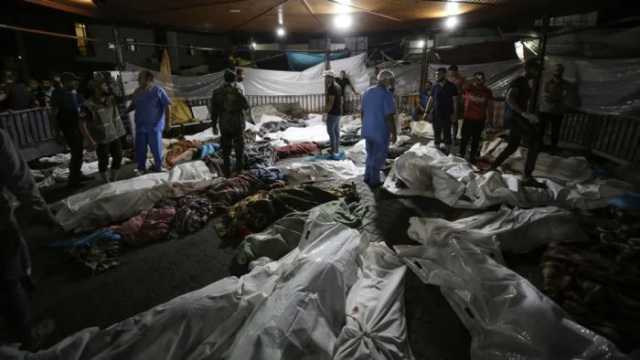 صحة غزة: الجثث مكدسة في مستشفى الشفاء وأمامه ولا تجد من يدفنها