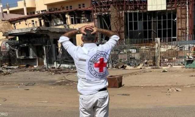 الهلال الأحمر الفلسطيني: 8 شهداء في قصف إسرائيلي استهدف محيط مستشفى الأمل في خان يونس