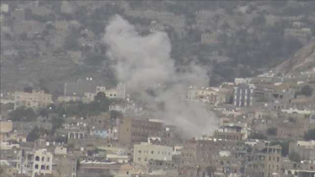 مليشيا الحوثي تقصف بقذائف الهاون محيط مطار تعز القديم