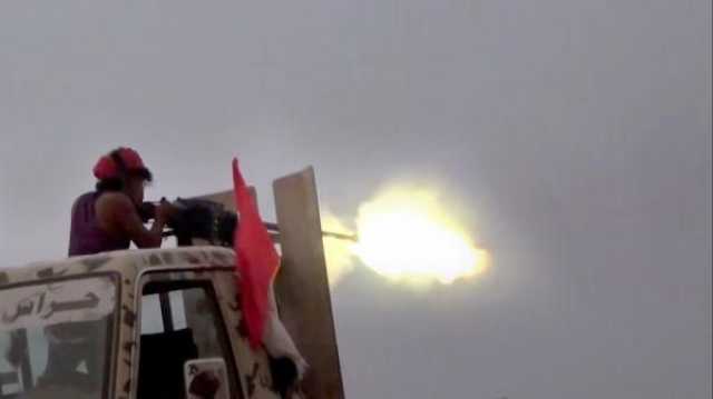 المشتركة تدمر مرابض مدفعية حوثية استهدفت مدنيين بين تعز والحديدة
