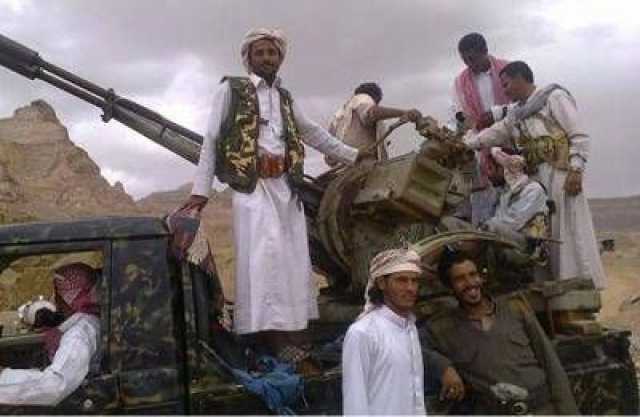 مليشيا الحوثي تسطو على مركز ومسجد للسلفيين في إب عقب طردها الطلاب
