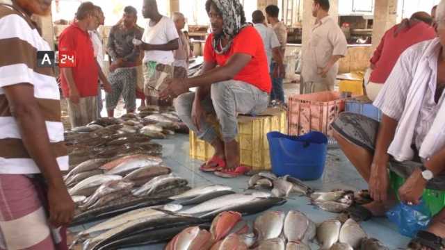 عشية عيد الفطر.. أسواق عدن تشهد ارتفاعاً مفاجئاً في أسعار اللحوم والأسماك وسط رقابة حكومية غائبة