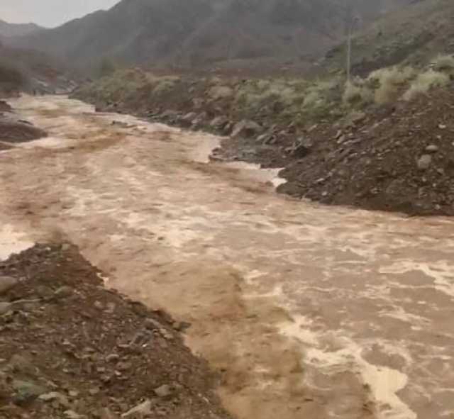 الإنذار المبكر يحذر من اضطراب جوي خطير في عموم المحافظات اليمنية خلال 72 ساعة