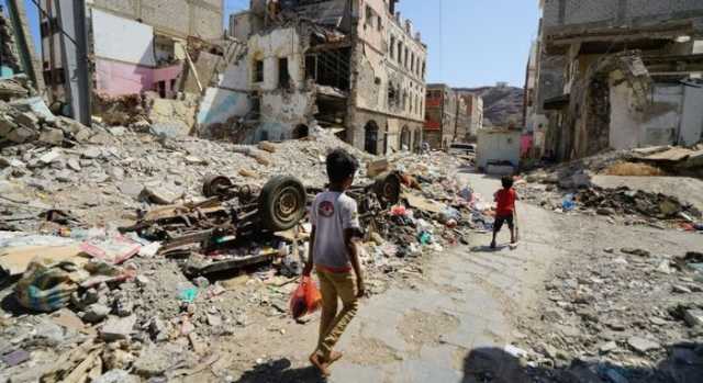 المونيتور: اهتمام الاطراف المتصارعة باليمن بمصالحها الخاصة يفاقم معاناة اليمنيين