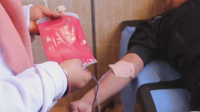 وزارة الرياضة والأولمبية الليبية ينظمان حملة للتبرع بالدم ببنغازي