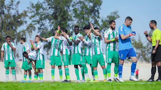 الأهلي طرابلس ينفرد بالأرقام في الممتاز