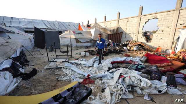 جثث وبرك دماء.. مشاهد خلفها سقوط قذائف قرب مكتب الصليب الأحمر في غزة