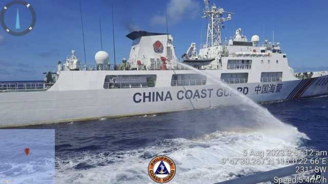 الصين والفلبين تتبادلان اتهامات بشأن اصطدام مركبين في بحر الصين الجنوبي
