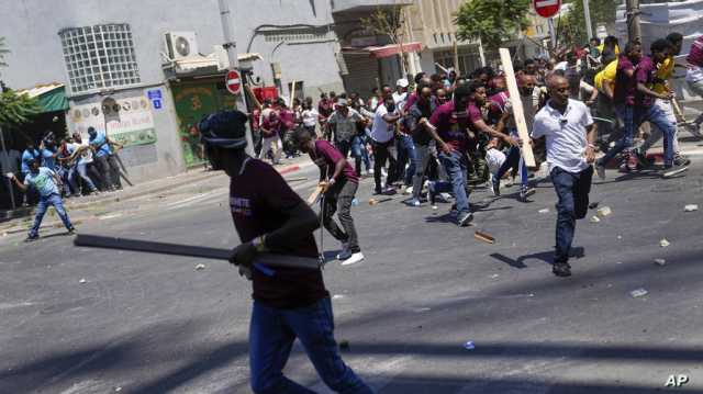 عشرات الجرحى في اشتباكات بين إريتريين في تل أبيب