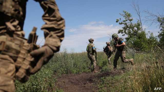 أوكرانيا.. قيادات الجيش تتفقد جبهات القتال والبلاد تضاعف إنتاج الأسلحة