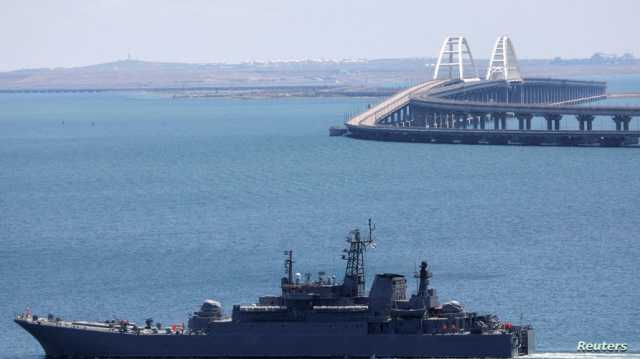 بالفيديو.. مسؤول: تخريب أوكرانيا لجسر القرم قلب عمليات البحرية الروسية