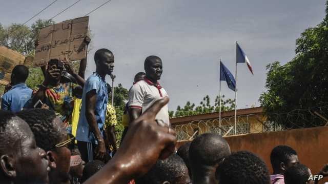 إطلاق سراح مسؤول فرنسي احتجزته سلطات الانقلاب في النيجر