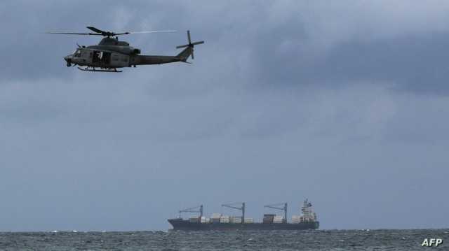 بحث مكثف عن عنصرين بالبحرية الأميركية فقدا في عملية قرب ساحل الصومال