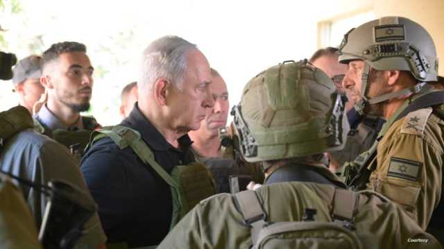 فيديو.. نتانياهو يلتقي جنوده على حدود غزة ويشير إلى المرحلة التالية