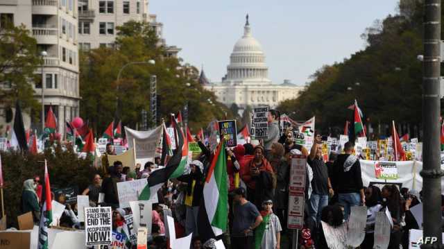 أوقفوا إطلاق النار.. مظاهرة حاشدة بواشنطن دعما للفلسطينيين