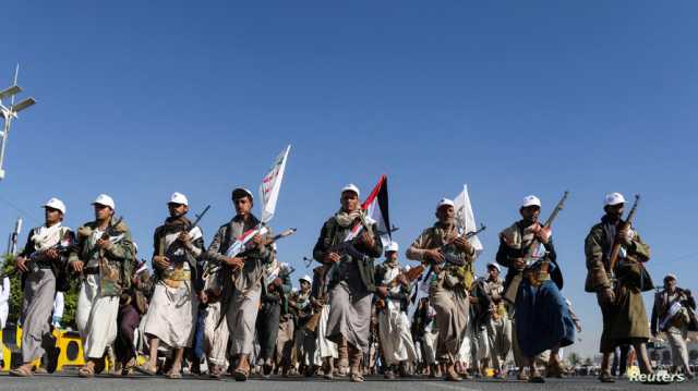 الحوثيون يجرون مناورات عسكرية بالقرب من الحدود السعودية
