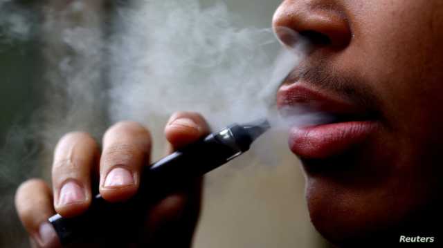 بريطانيا تحظر بيع السجائر الإلكترونية ذات الاستخدام الواحد
