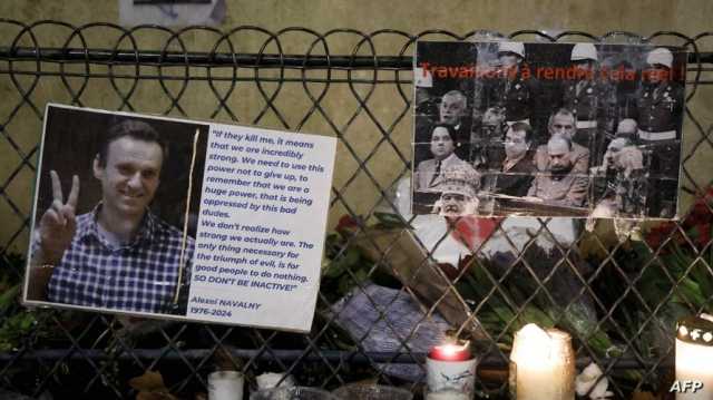 السلطات الروسية تهدد والدة نافالني: التوقيع أو دفنه في مجمع السجن