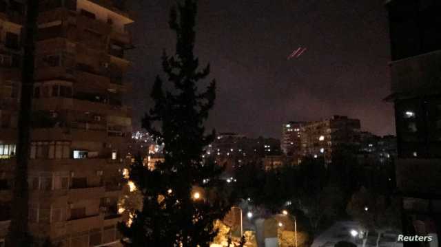 المرصد: انفجارات عنيفة في السيدة زينب بريف دمشق