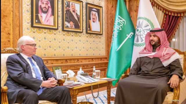 وزير الدفاع السعودي: ندعم جهود إحلال السلام في اليمن