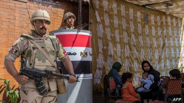 الجيش في حياة المصريين اليومية.. انتقادات لفرض قوانين جديدة