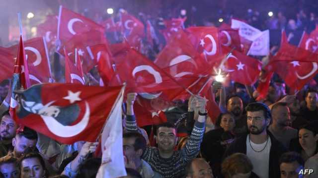 أسباب وانعكاسات انتكاسة حزب إردوغان في الانتخابات المحلية