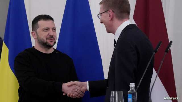 أوكرانيا توقع اتفاقا أمنيا مع لاتفيا لمدة 10 سنوات