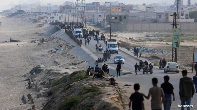 إدخال السجائر لغزة.. مهربون يستغلون شاحنات المساعدات ويجنون مبالغ طائلة