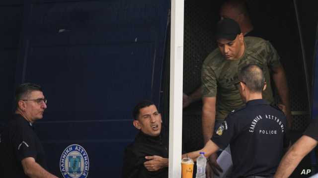 اليونان.. إسقاط التهم الموجهة لمصريين في حادثة غرق سفينة مهاجرين
