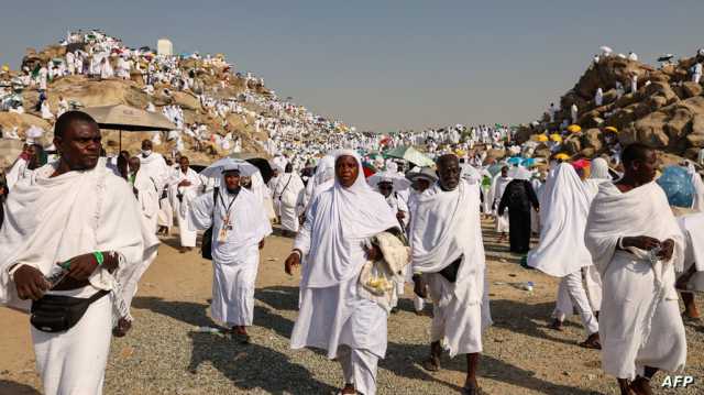 ضيوف الرحمن يحيون ركن الحج الأعظم.. وغزة حاضرة