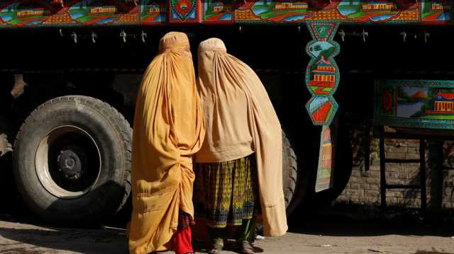 عشية محادثات دولية.. طالبان: حقوق النساء الأفغانيات شأن داخلي