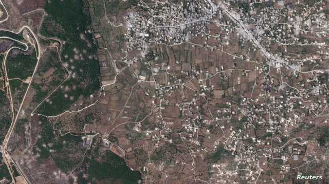 صور الأقمار الصناعية.. كيف دمرت القنابل الإسرائيلية مساحات من قرية لبنانية؟