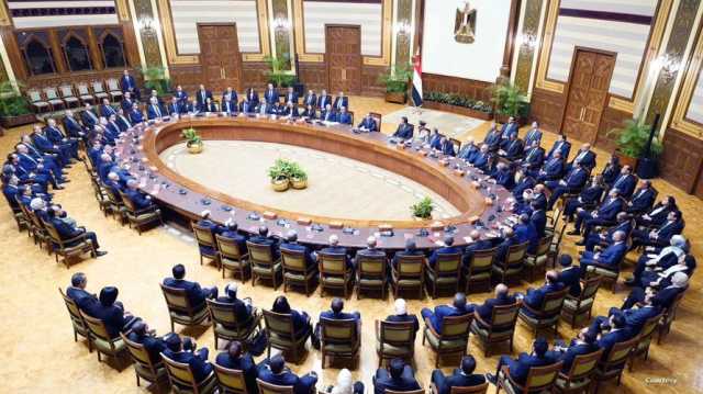 مصر.. لماذا تضمنت الحكومة الجديدة 23 نائبا للوزراء؟
