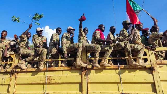 بريطانيا تدعو لوقف فوري للقتال في السودان