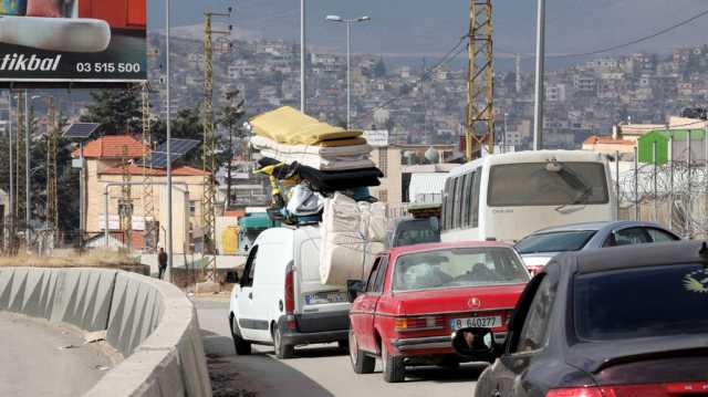 هدنة لبنان.. غارة إسرائيلية ضد حزب الله والمواطنون يتفقدون حجم الدمار