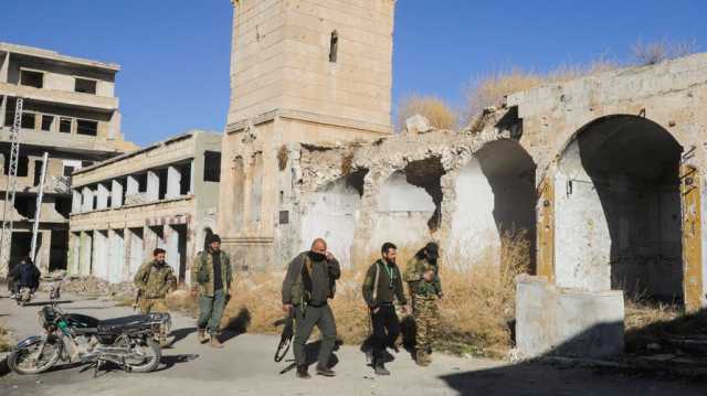 النظام السوري يفقد حلب ويخشى على حماة.. التطورات وخرائط السيطرة على جبهتين