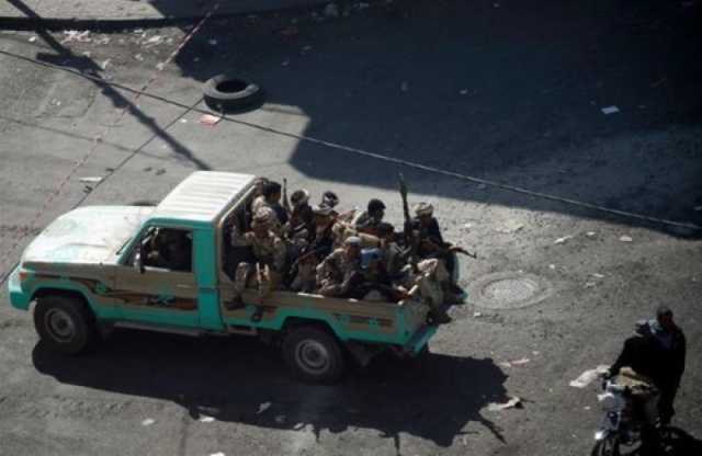 مقتل مواطنين برصاص خلال محاولة اختطاف مواطن آخر في سوق شعبي وسط اليمن