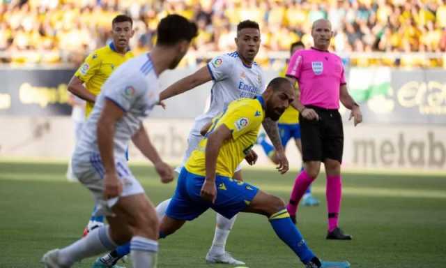 مساء اليوم.. ريال مدريد يتحدى الإصابات أمام قادش في الدوري الإسباني