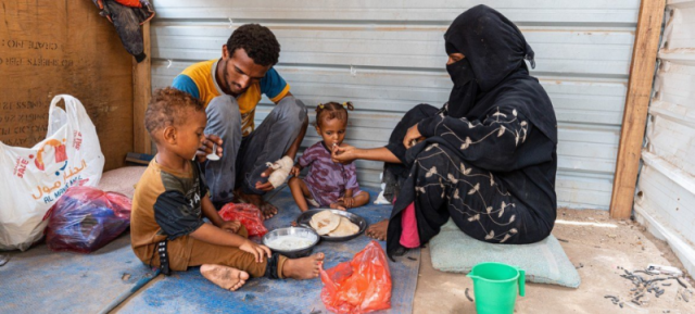 دراسة بحثية: استمرار حالة ”اللاّ حرب واللاّ سلم” في اليمن سيكون لها تبعات خطيرة على الوضع الاقتصادي